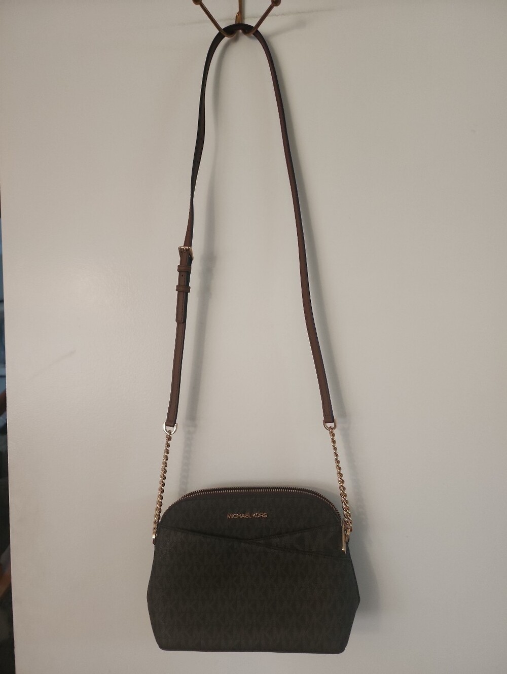 Michael Kors Travel Jet Set Dome Medium Brown Logo Crossbody Bag